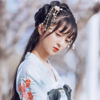 五月：  你阿 莫要辜负了我的等... 真的太卑微了，我以前