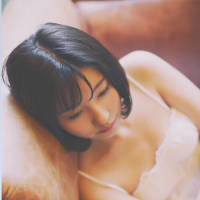 别来无恙你在心上 空虚敲了门问我在吗？