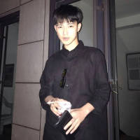 可能爱你不是为了你奋不顾身而是为了你一... 总归是要回到现实吧，