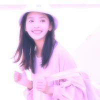 临行之际 可否再与妾身共饮一杯桃花酿 看窗外景色多美 和我