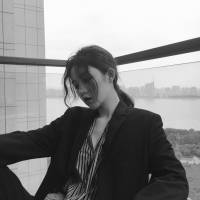 “喜欢被温柔相待，更喜欢被特殊对待。”