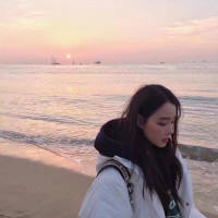 反正现在的感情都暧昧. 总有一些洞被渗入，整