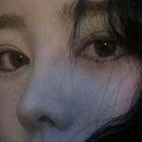 “最近的愿望是：闭眼就睡，睁眼有你。” ... 先生的眼睛是我见过最