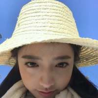 想做你的小朋友 你的心头肉. 千百度、而我却是千百