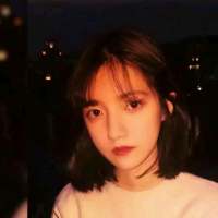 … 我们忍着爱情给的痛，