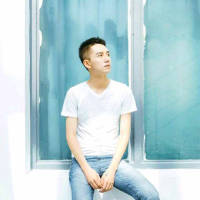 择 一个以为不会走，一个