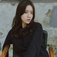 与君初相识犹如故人归 多年以后，我不小心哼