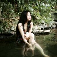 她只希望有个机会能被你爱上 许多人工作久了，脑容