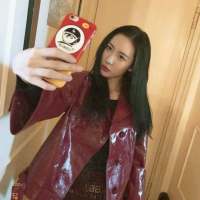 有一种人 你第一眼见到的时候你就会知道 是... 我什么也不懂就你懂行