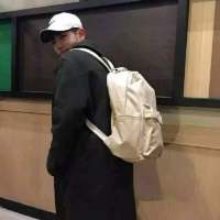 爱或不爱。 很难受吧明明曾经那么