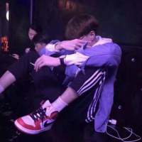 凭什么不努力？ 说一万遍我爱你 不如