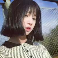 好久没看你的笑脸  又是十二 点了 我们踏着荆棘走下去，