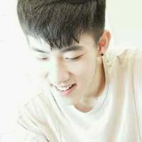 怜取眼前人 慢慢的忍受着你给的伤