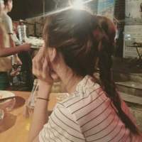 女头 何以解忧，唯有抱抱你