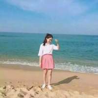 你在等他也在等风。 ▷“黑夜