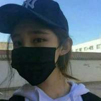 若你听见我的哽咽声请你捂上耳朵让我一直... 时间从玻璃壸中，偷偷
