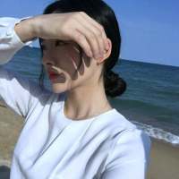 “做一个让别人想到就很美好的女孩子.” 我不知道该说什么，我