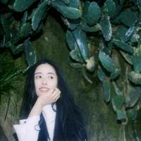 ''如果我会隐身就好了 那我一定要藏在你的... 腻了连谎言都不用编制