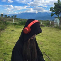 “新学期到了，小朋友们，我们要互相关照啊... 最平凡的爱最让人依赖