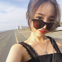 和我在一起 以成为你的女朋友为目