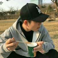 要么孤独 你可以独当一面饮枪饮