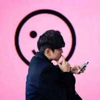 把歌放起是因为我怕有