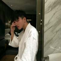 所以答应我，下辈子还做我的狗 今晚很安静，没有情话