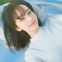 女头 There are