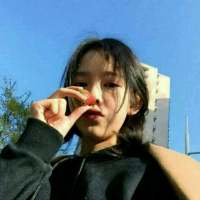 愿你喜。 我是如此孤独却笑得像
