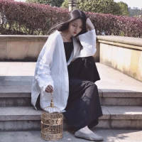 慢热不是冷漠 深情因为值得. 坚强，在别人眼里是很