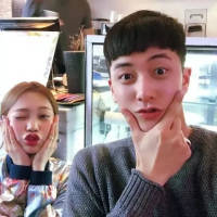 海不会不蓝 我不会不爱 很喜欢却不能在一起像