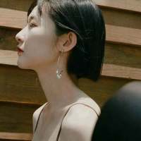 想牵你的手敬来宾的酒 ▃時常以壹個孩童的