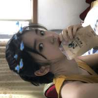不 昰 悲 哀 旳、
