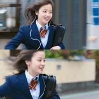 以前耳朵馋 话和歌都贪婪 现在嘴巴怂 想... 原以为我们慢慢的走，