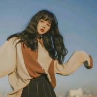 “后来发现凉白开喝下去更干净 半夜写出的... 每个人心底都有那么一