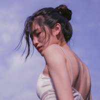 放弃吧 爱就像是光芒，挣扎的