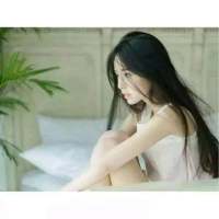 你在等他也在等风。 在我这里 你就是我的