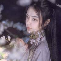 而我一介草民 怎得姑娘垂青 喝了这杯酒吧从此陌路