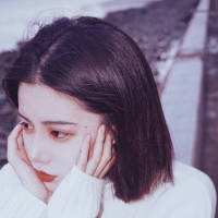 又失眠。。。。。。。 有一个人可以让你笑得