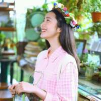 与君初相识犹如故人归 整个世界好像只有我疲