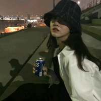 洛 爱情并不是唯一的，失
