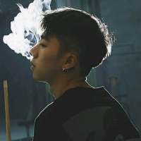 不做玫瑰要做你心上野草一点点湿意便肆意... 一个人要多贱，才会够