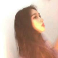 谁还记得第一个让自己喜欢到疯掉的人 如果让你在LOL和我