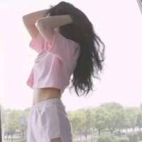 biu~ 寒冷的冬天，一个人，