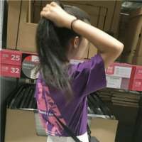人总是把最好的东西糟蹋以后 才开始感慨人... 很多话说不出口、所以