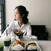谈恋爱嘛就得找个普普通通的女孩子 单纯 善... 一个空牢，一座孤城，