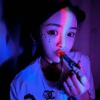?? 我一直在等你，风知道