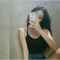 你因为被误解而不知所措委屈掉眼泪 别人说... 今天我摔跤了 ”“