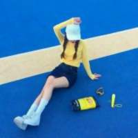 三人行一损一逗一傻却都很靠谱——你... 坚强的女孩子会哭，但