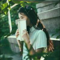 一见钟情的最佳定义?大概就是我在心里想... 删了你那么久还会每天